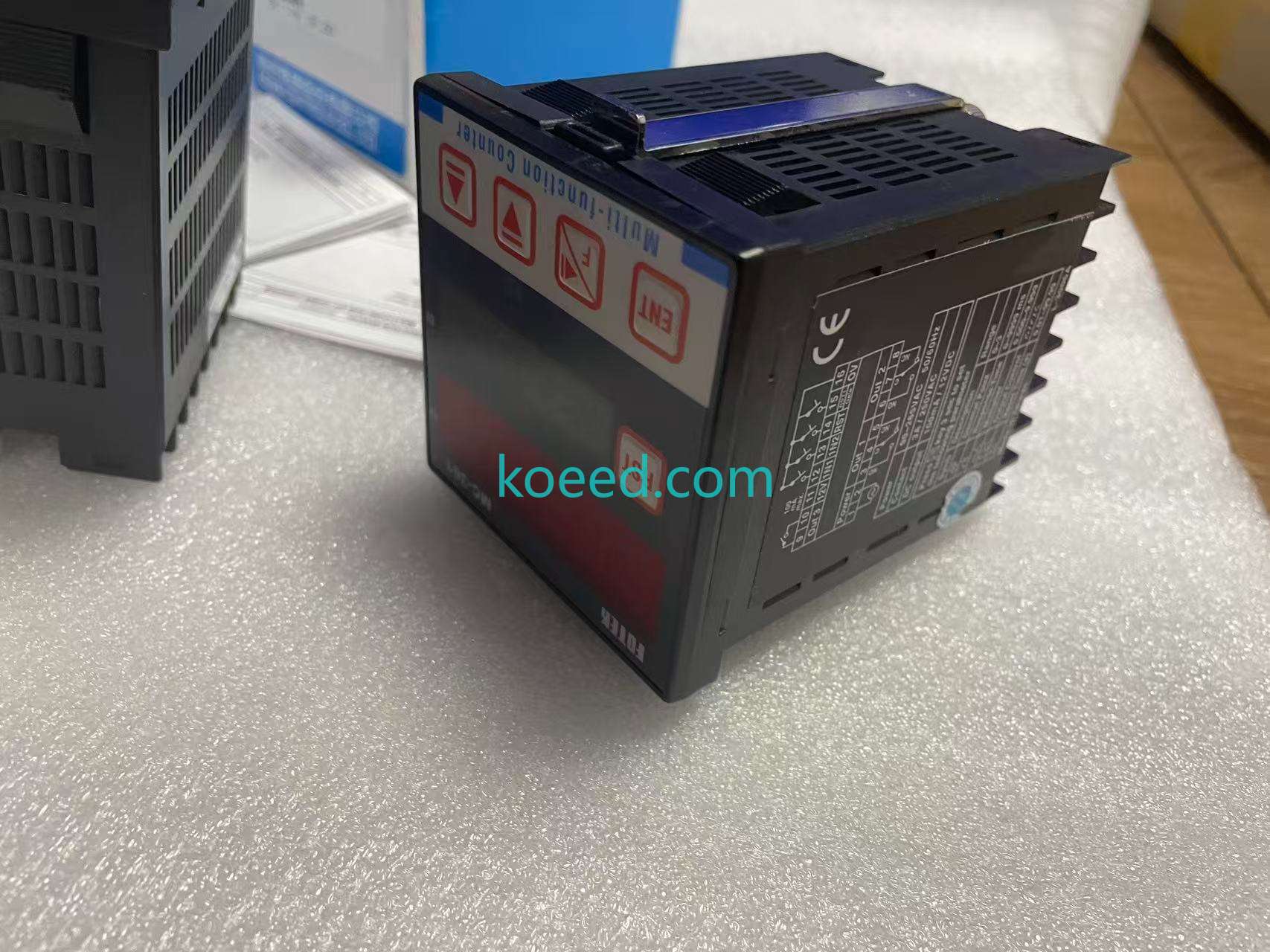 Fotek MC-361 Counter - Side Profile