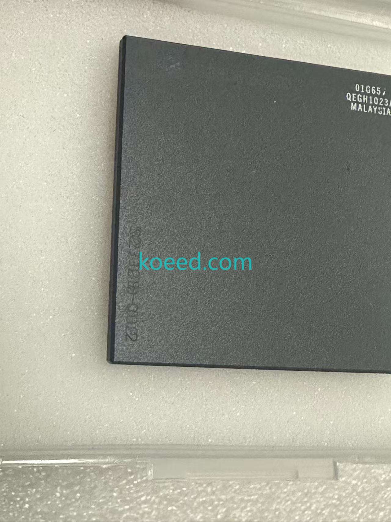 MC68060RC50 - Product View