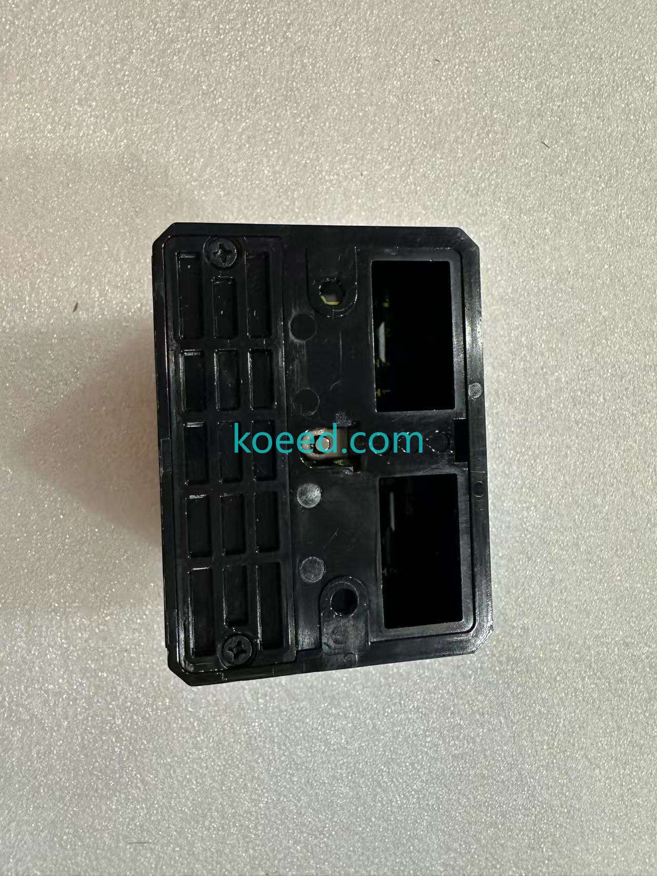Mitsubishi HC-MF23W1-S1 Servo Motor — Connector Port