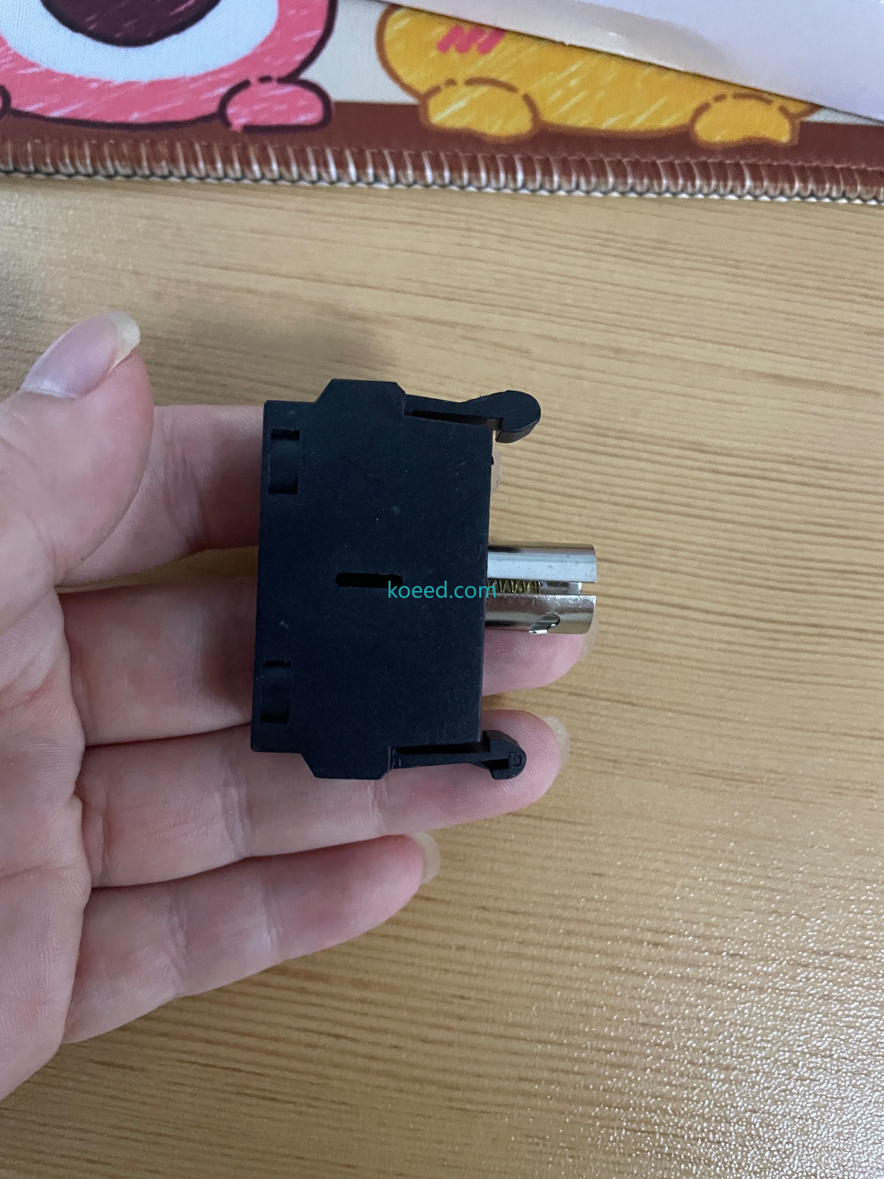 SMC ZSE30AF-C6L-N-MLB Pressure Switch - Port Side