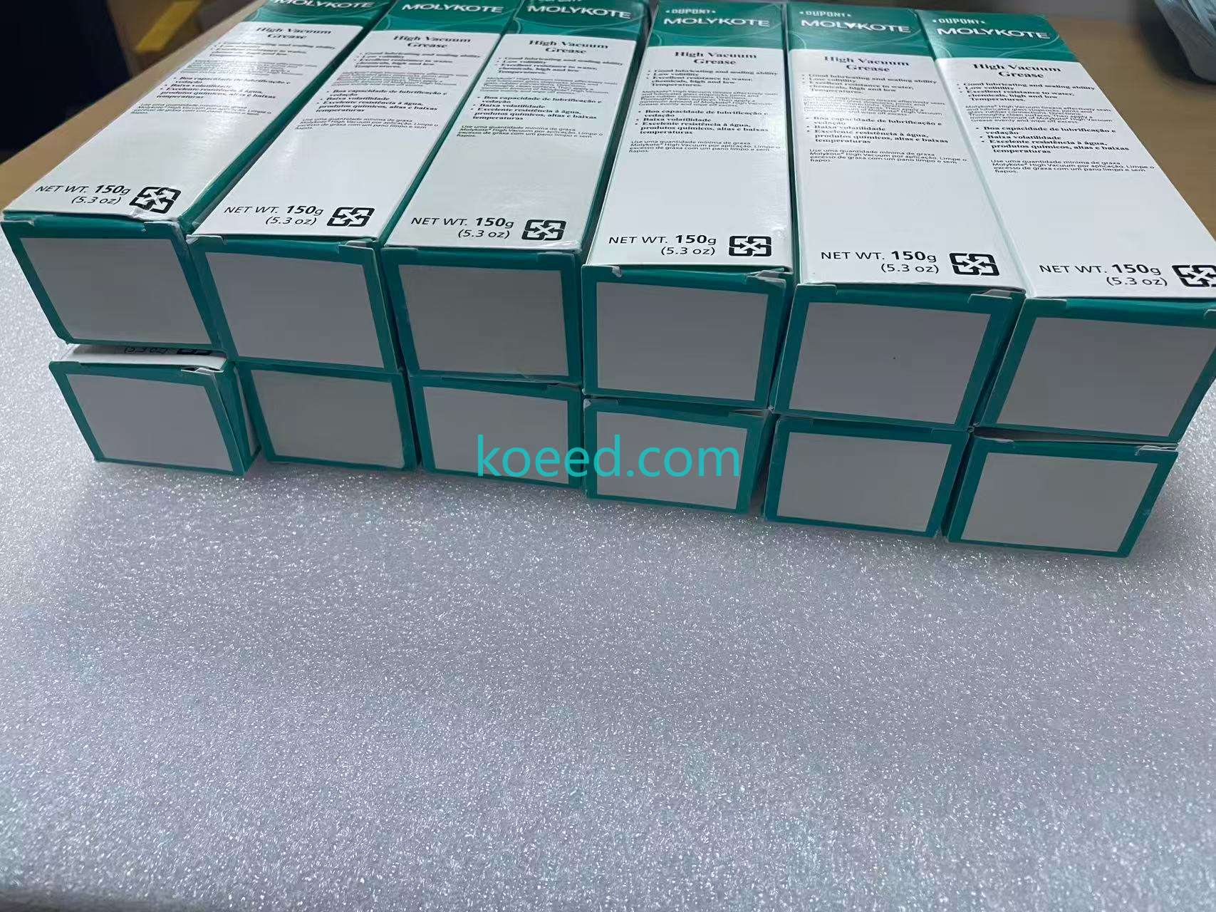 MOLYKOTE HVG retail packaging
