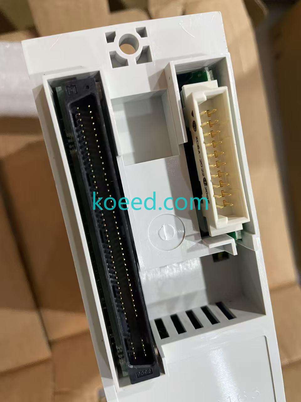 MR-J2M-P8B Rear Panel