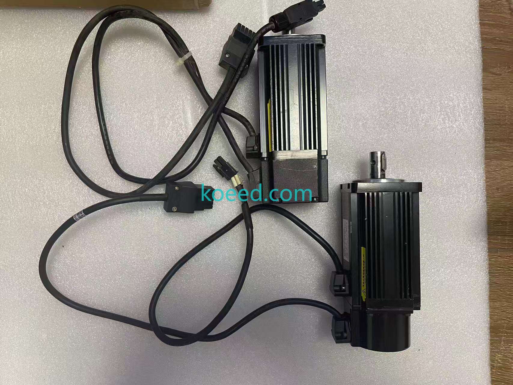 MS-60STE-M01330B-20P4 with DS3E-20P4 Drive Kit