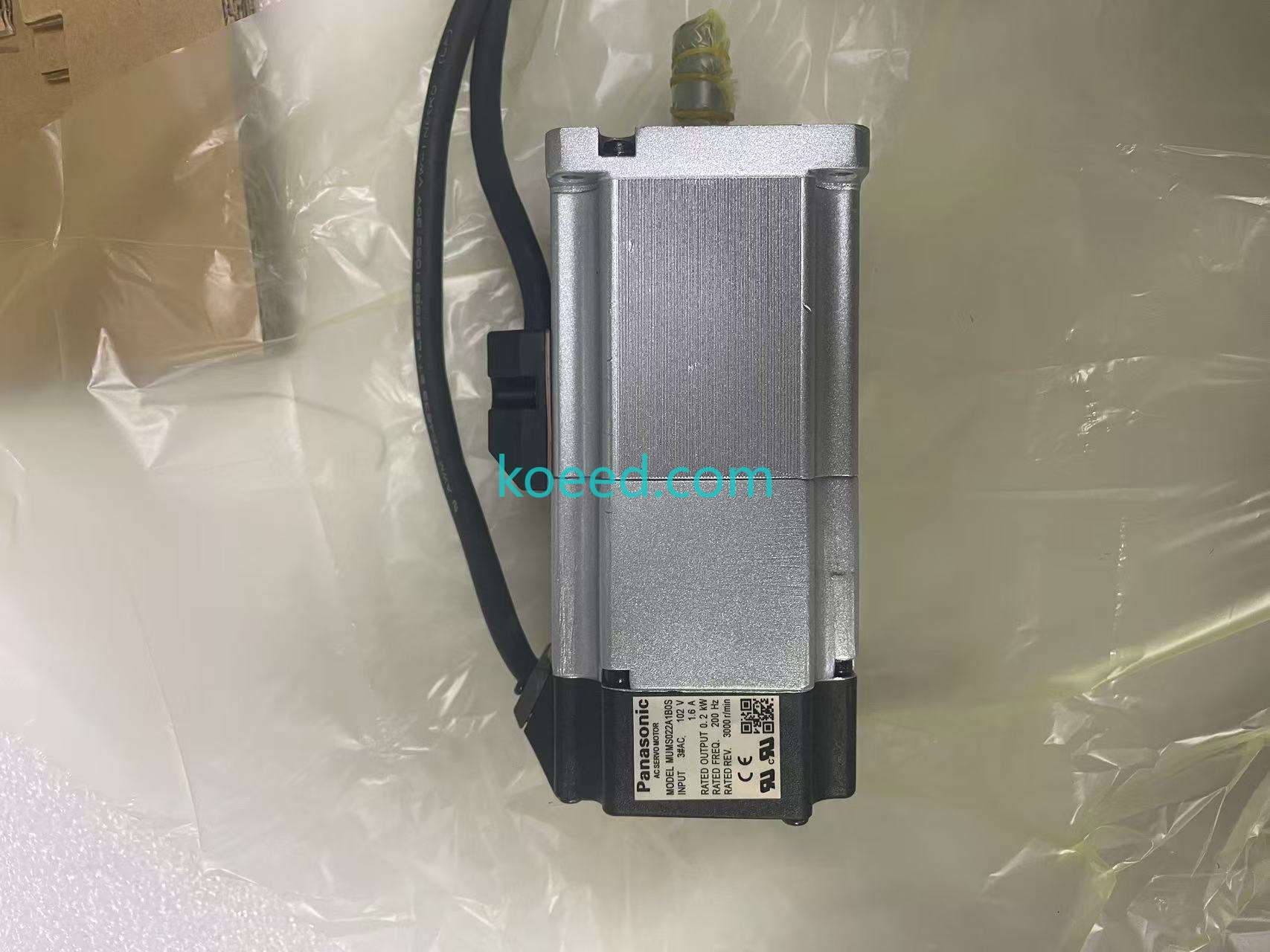 MUMS022A1BOS - Product View