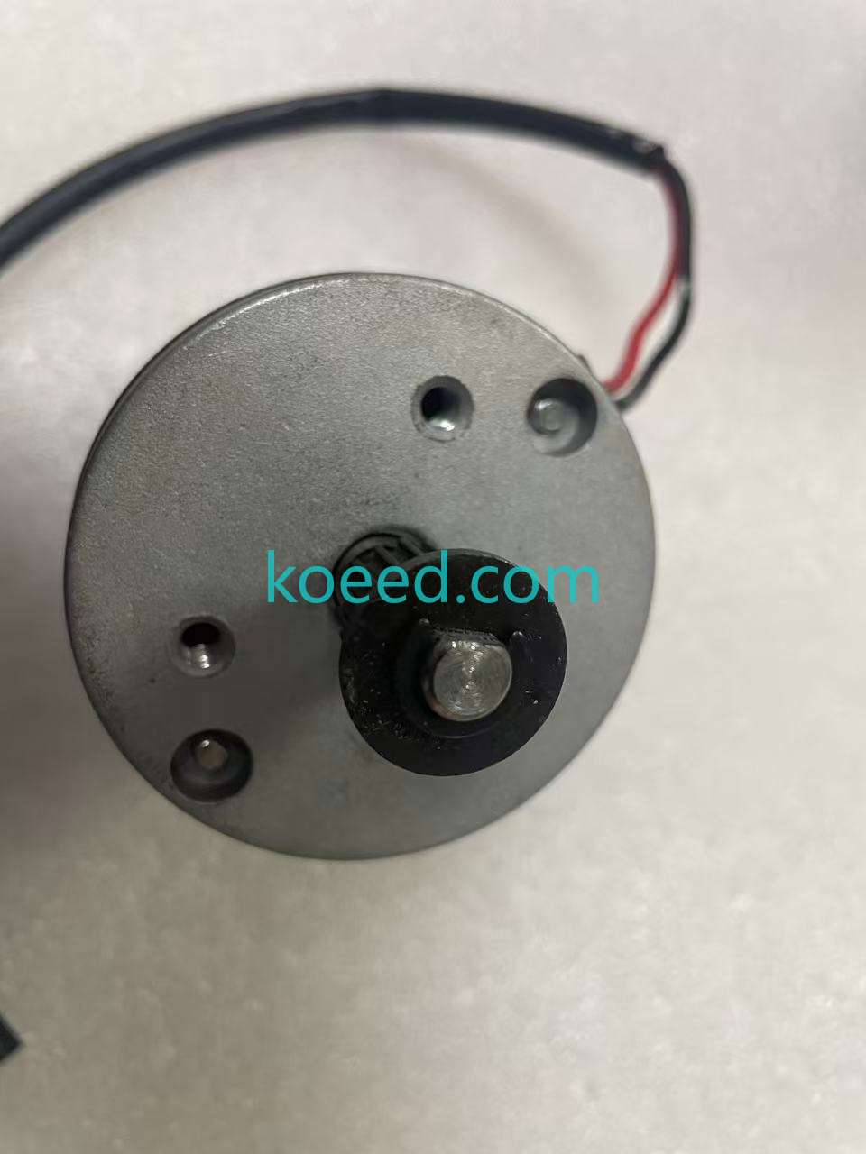 MY6812 - Product View