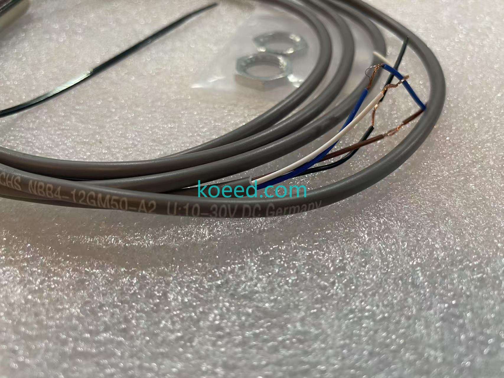 Sensor front view