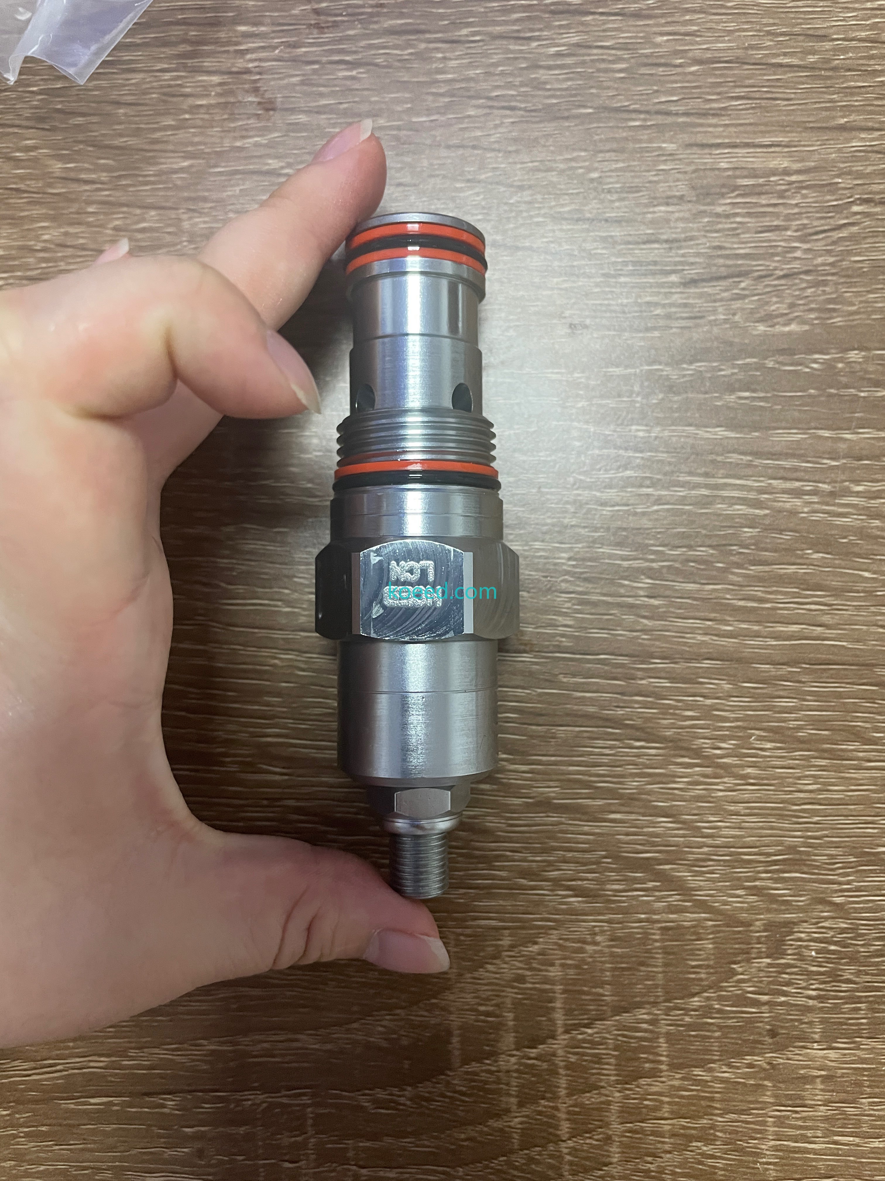 Sun Hydraulics NCEB-LCN - Reverse angle showing port orientation
