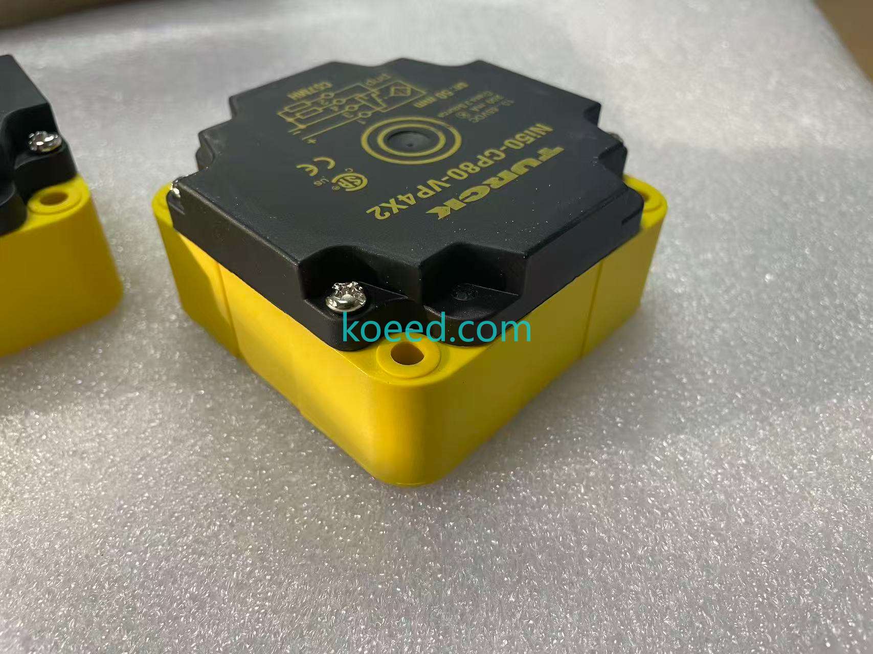NI50-CP80-VP4X2 - Housing Detail