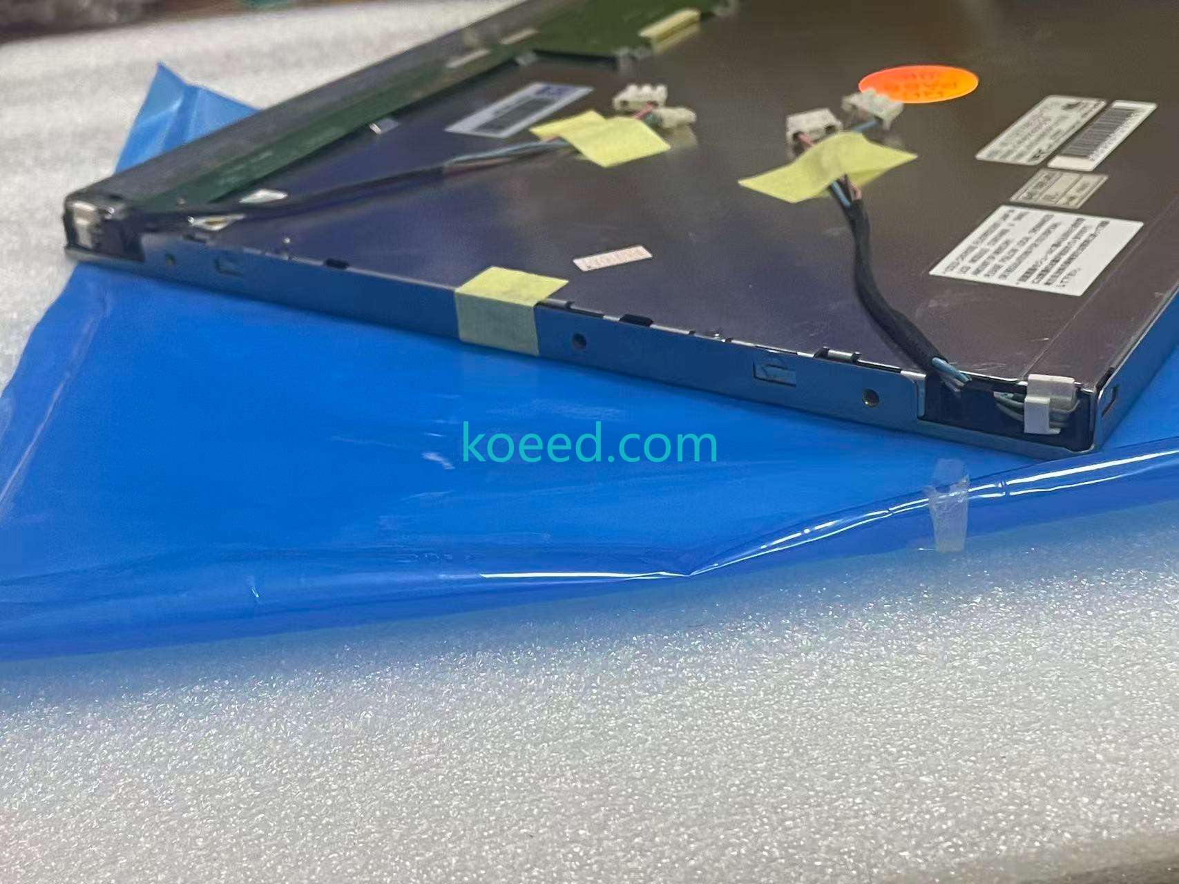 NL10276BC30-17 - Product View