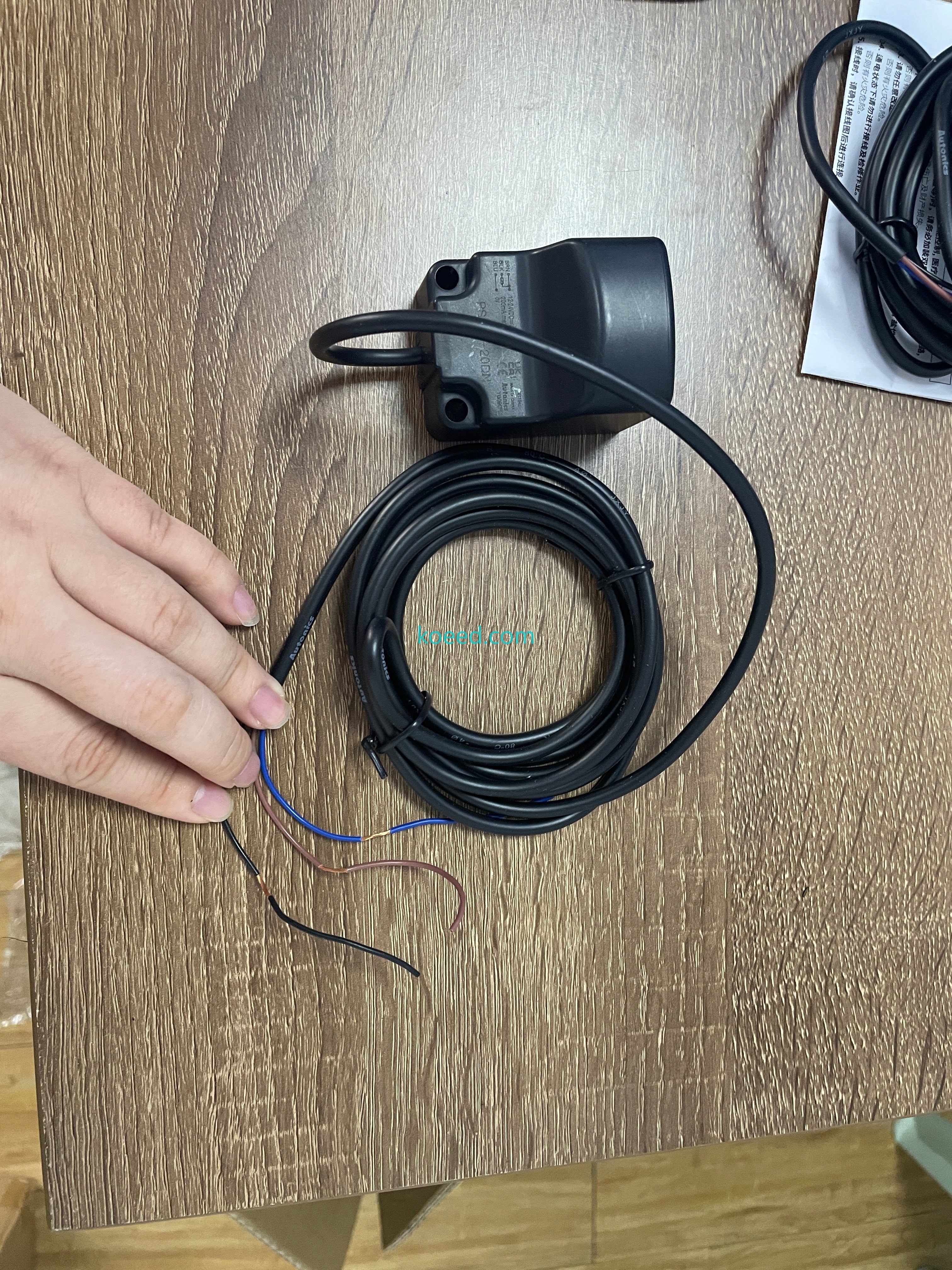 PSN40-20DN — 3-wire cable connection