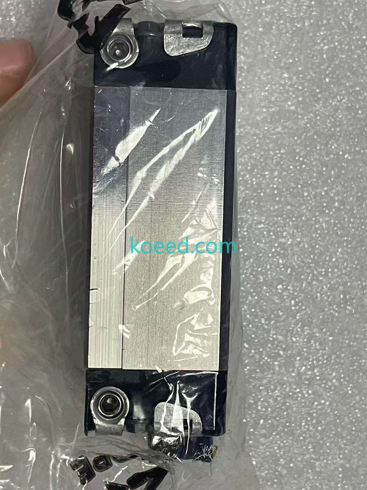 R162229420 - Product View