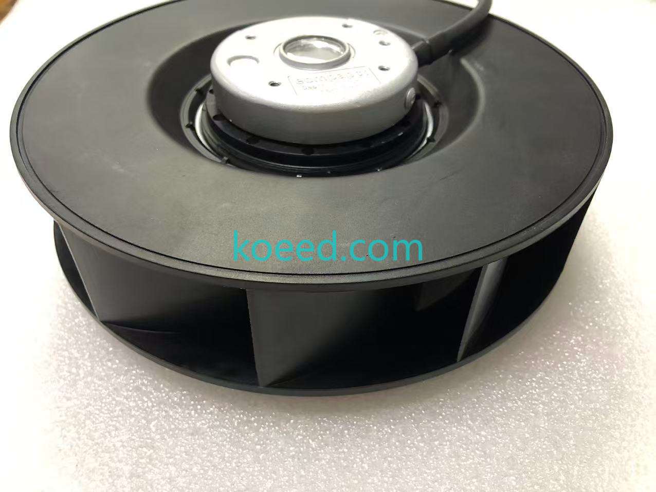 R2D220-AC14-20 - Product View