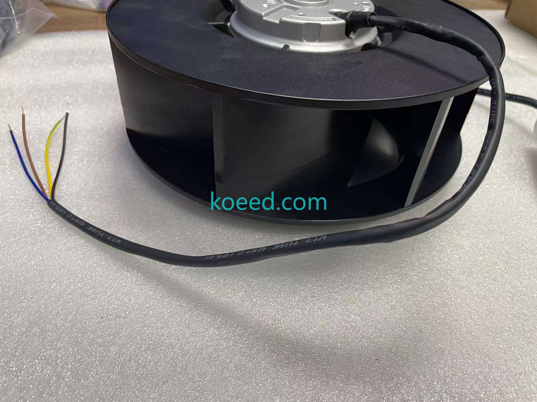 R2E225-BD40-21 - Product View