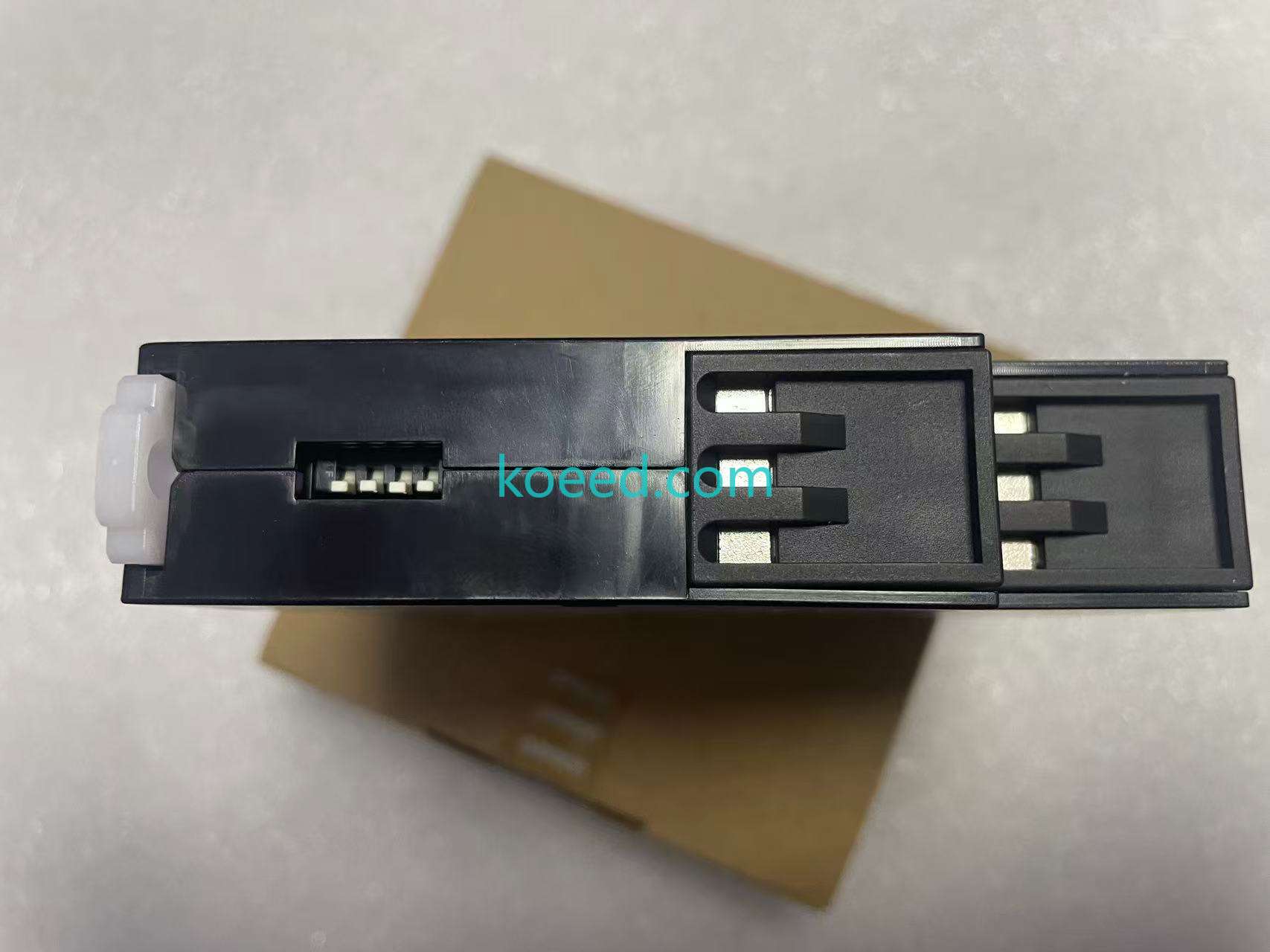 R2E225-BD40-21 - Product View