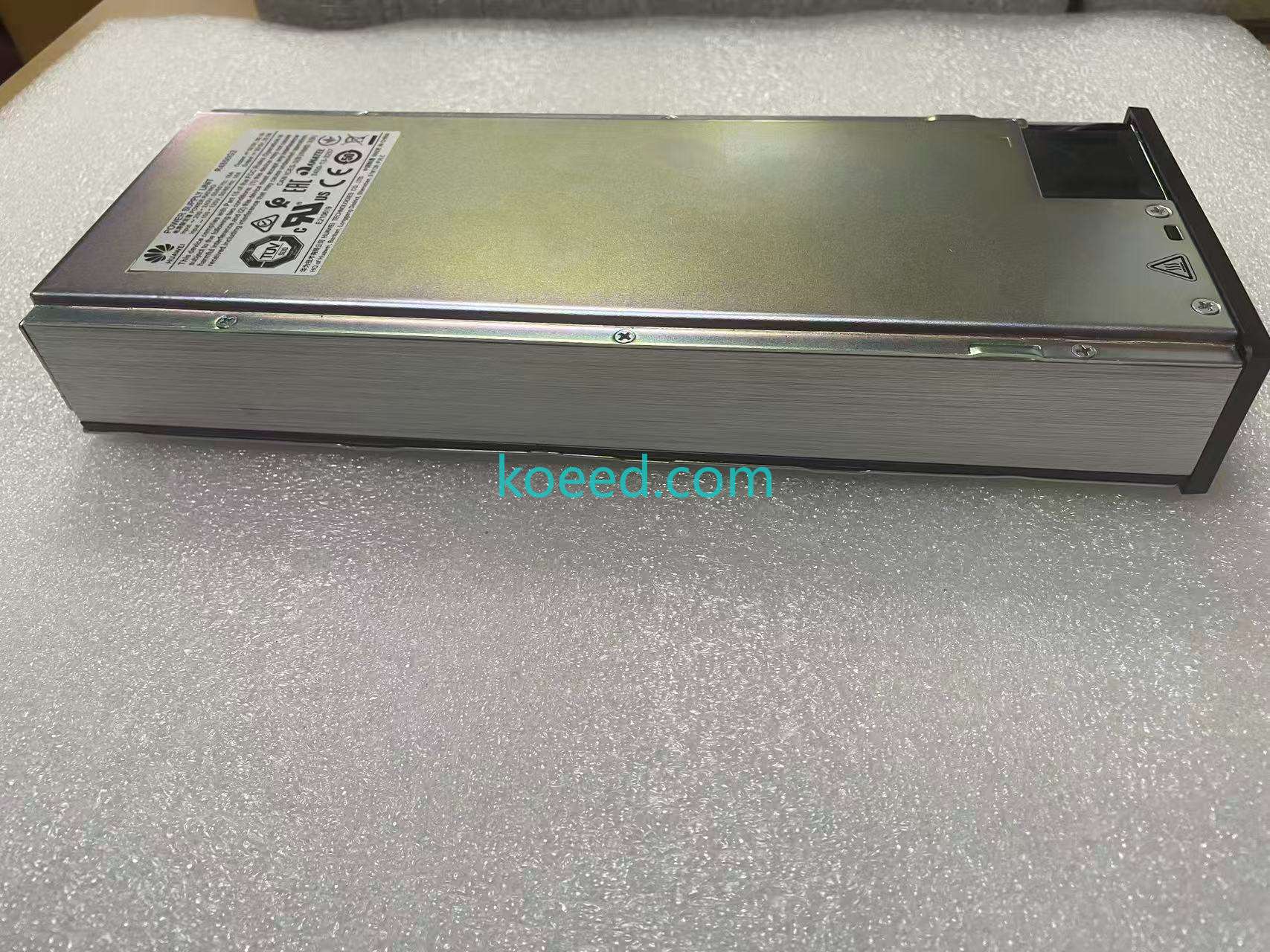 R4850G2 - Product View