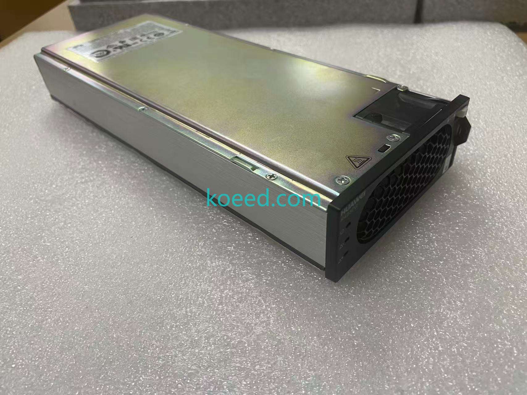 R4850G2 - Product View