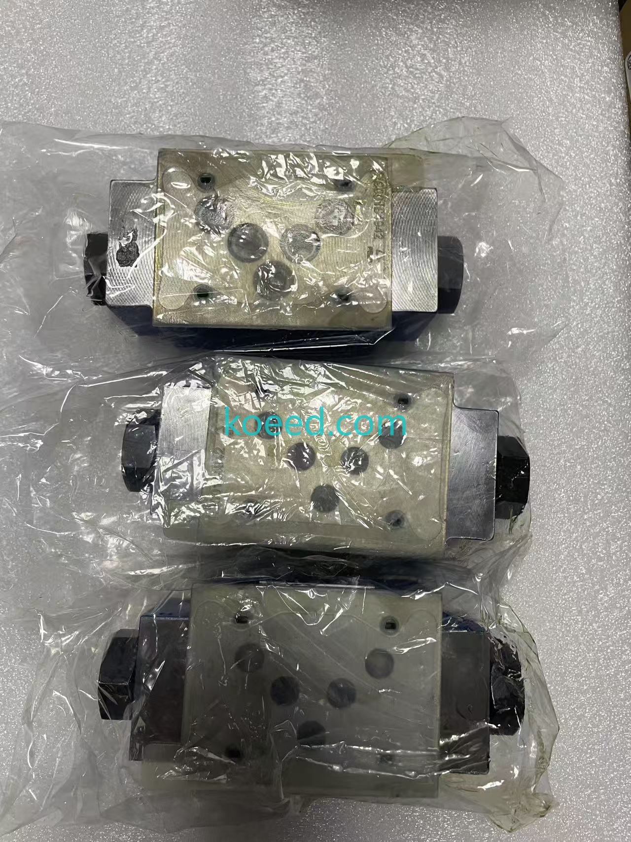 Bosch Rexroth R900407424 Z2S10 A1-3X product image 1
