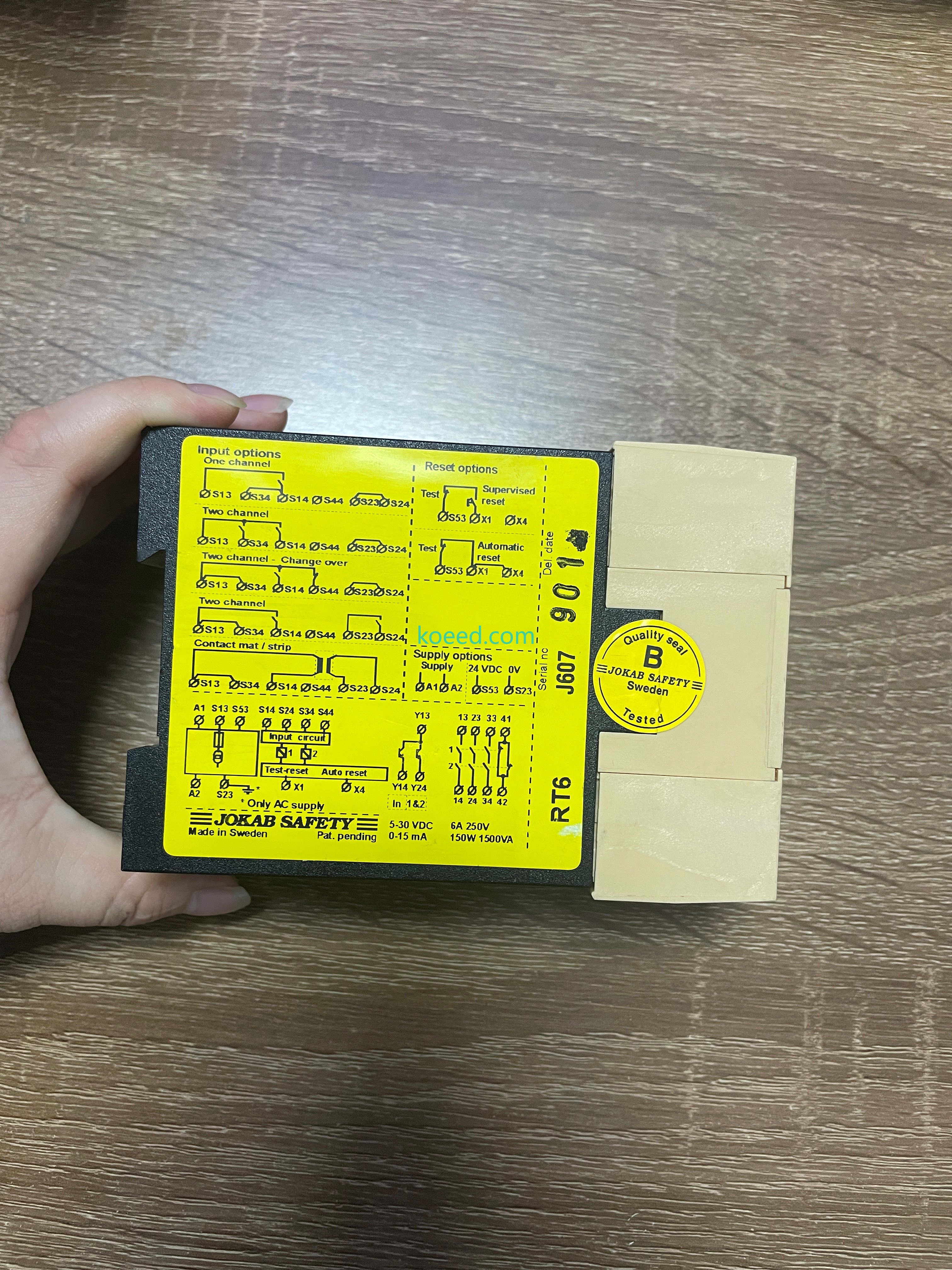 ABB RT6 24VDC safety relay terminals