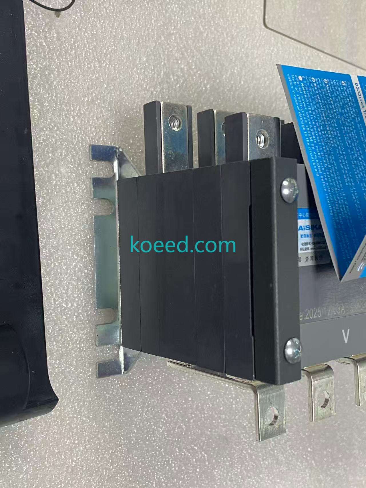 SKT2-100A/4P/X - Product View