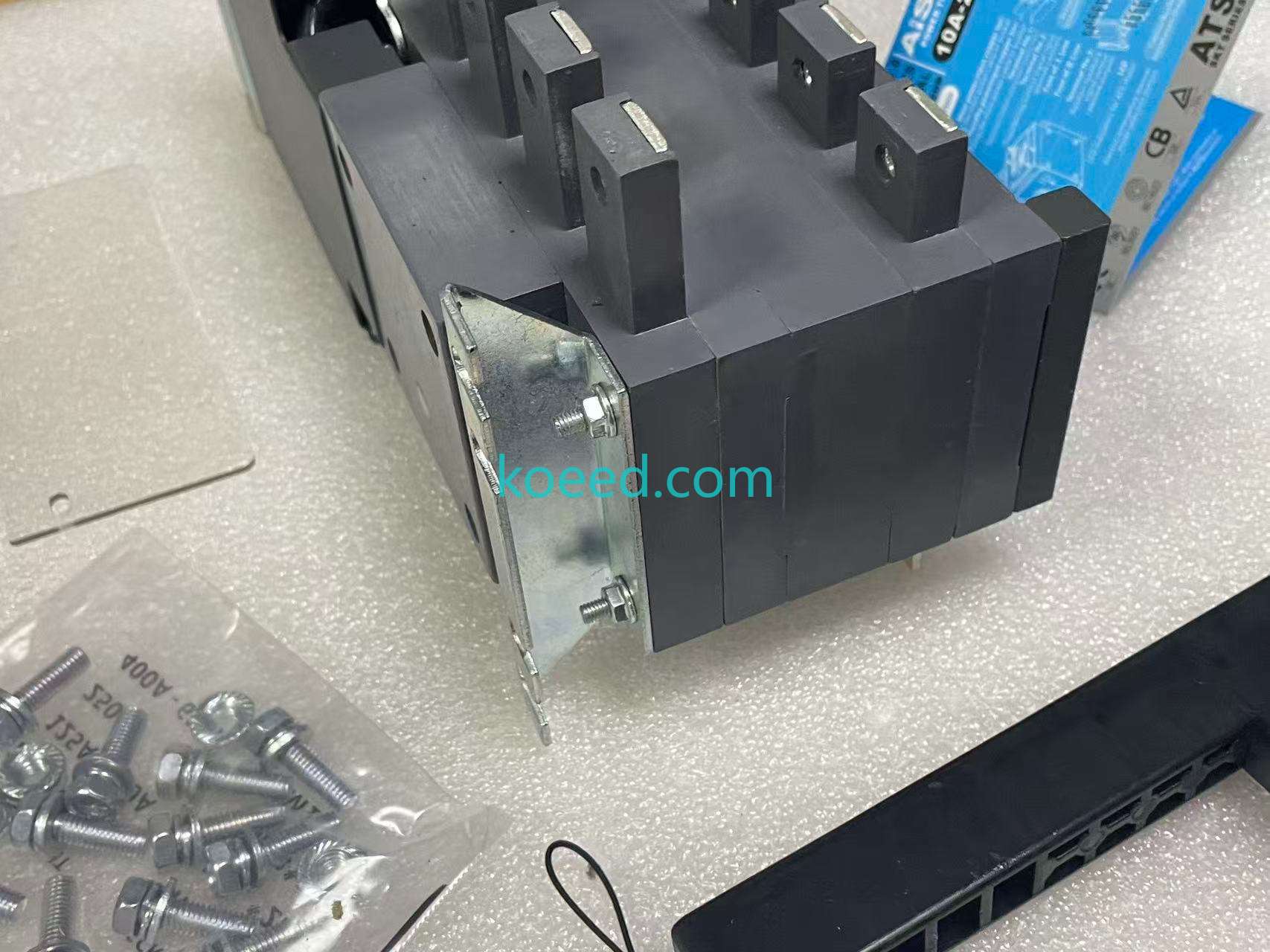 SKT2-100A/4P/X - Product View