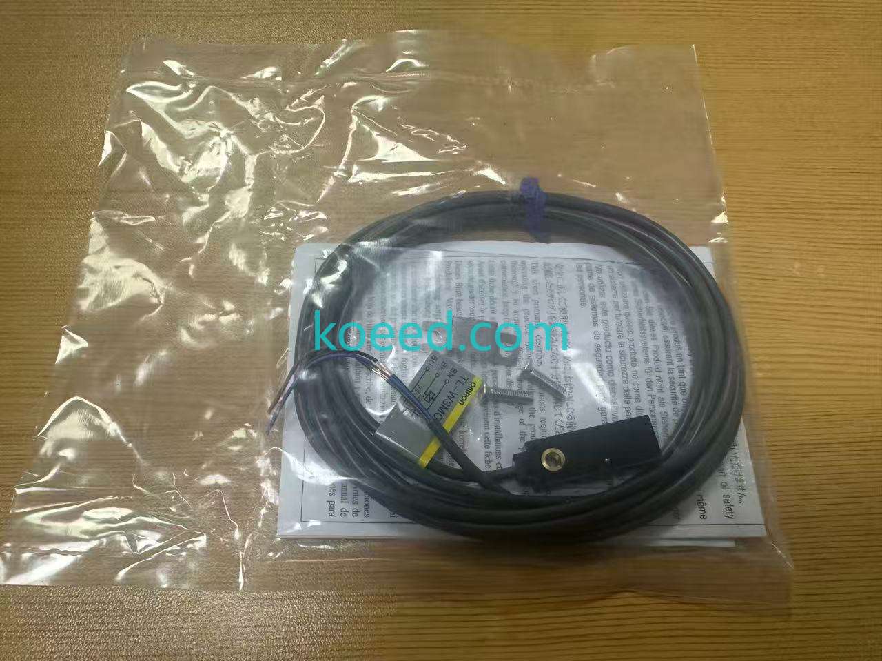 TL-W3MC1 - Product View