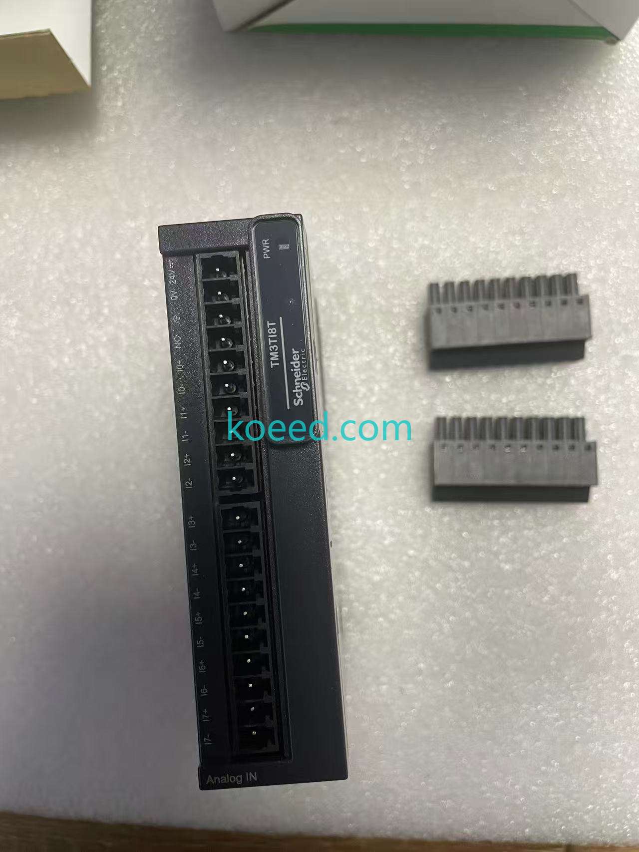 TM3TI8T - Product View