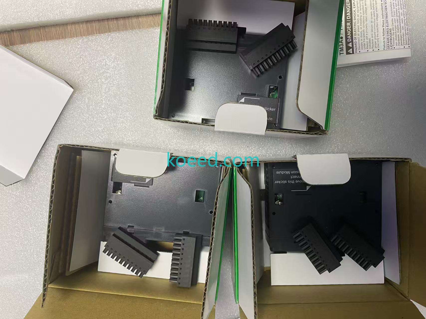 TM3TI8T - Product View