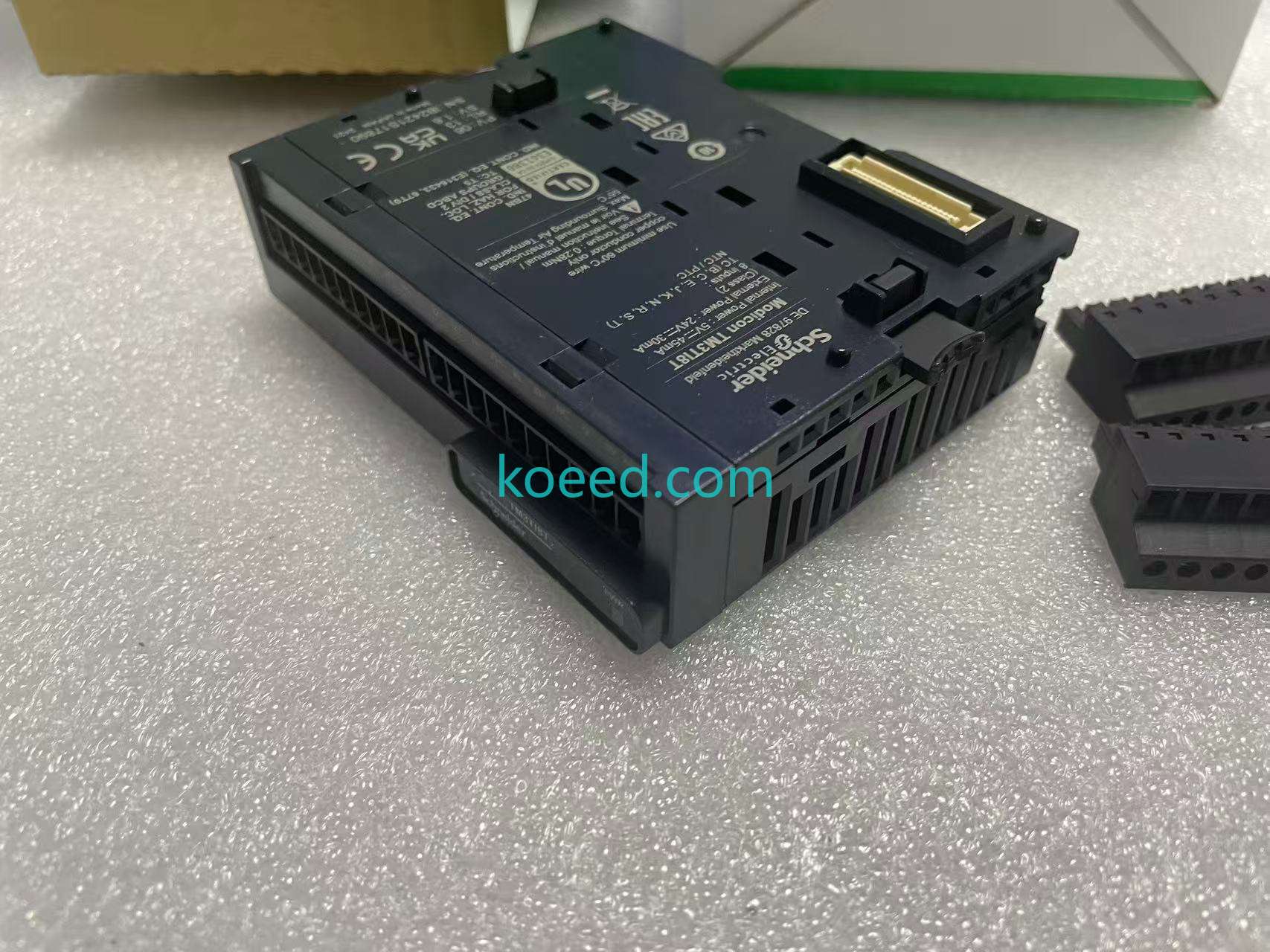 TM3TI8T - Product View