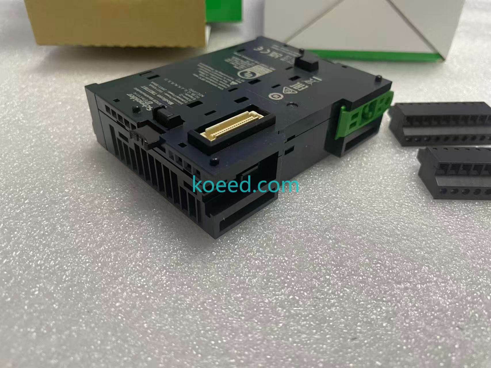 TM3TI8T - Product View