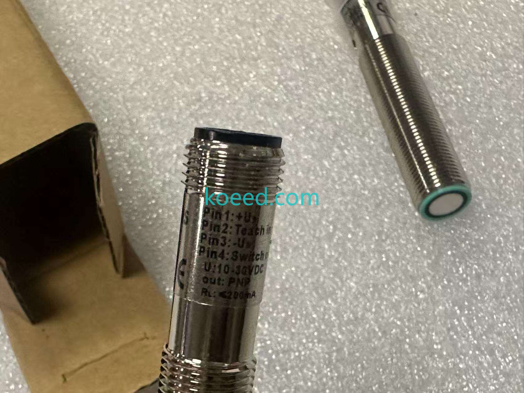 UB120-12GM-E5-V1 - Product View