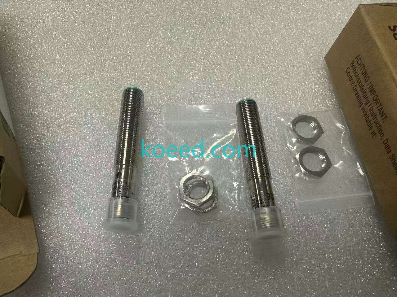 UB120-12GM-E5-V1 - Product View