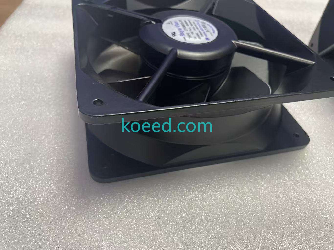 UT650DG-TP - Product View