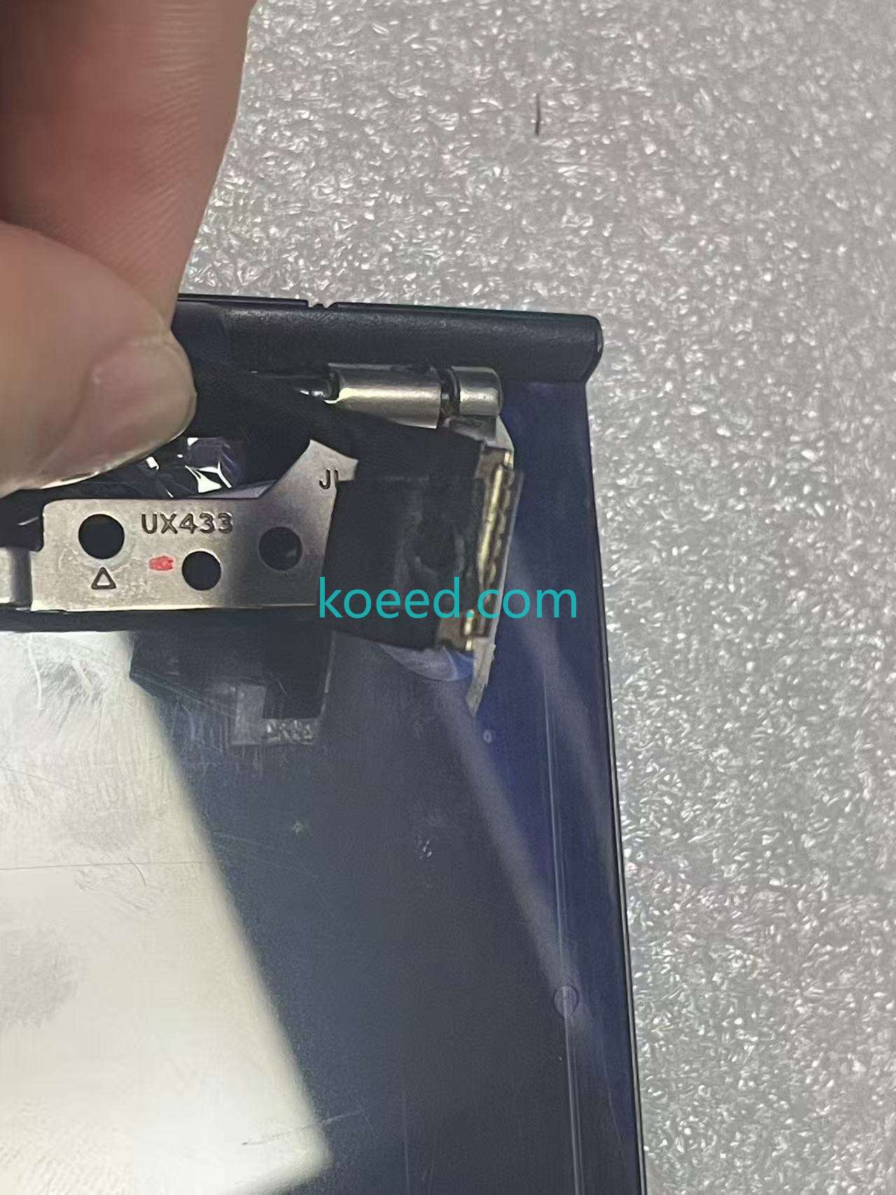 UX433 - Product View