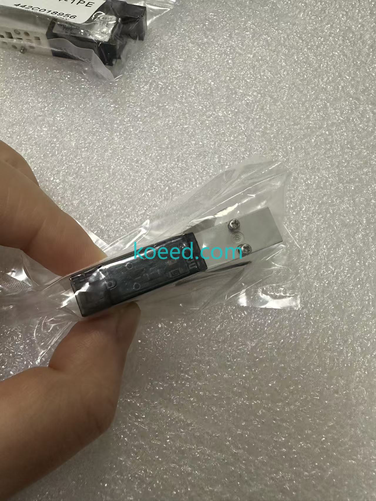 VA01PSC24-1PE - Product View