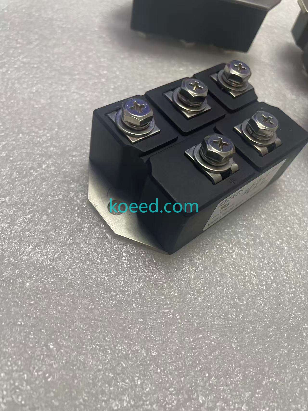 VUO160-08N07 - Product View