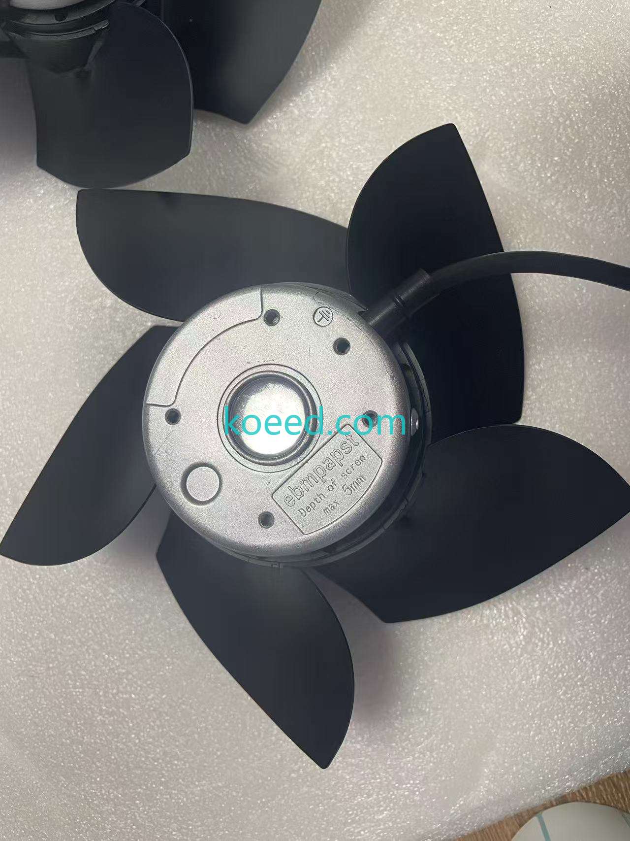 W2D225-EB14-14 - Product View