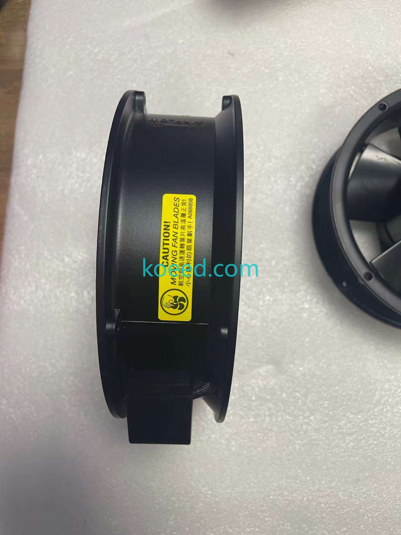 W2E143-AB15-06 - Product View