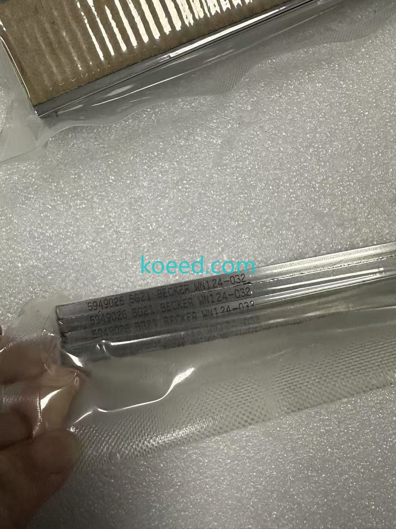WN124-032 - Koeed Fashion View