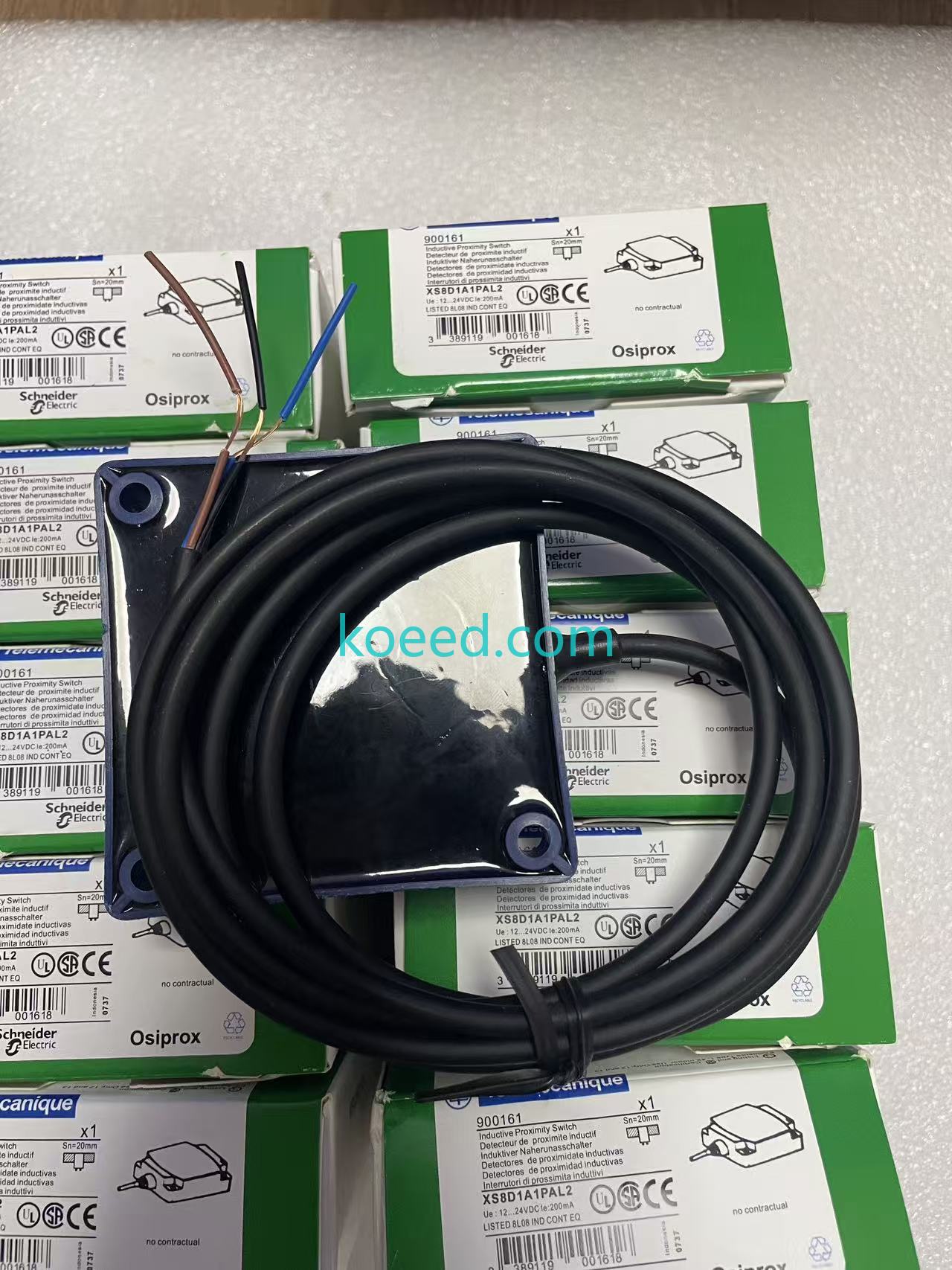XS8D1A1PAL2 - Product View